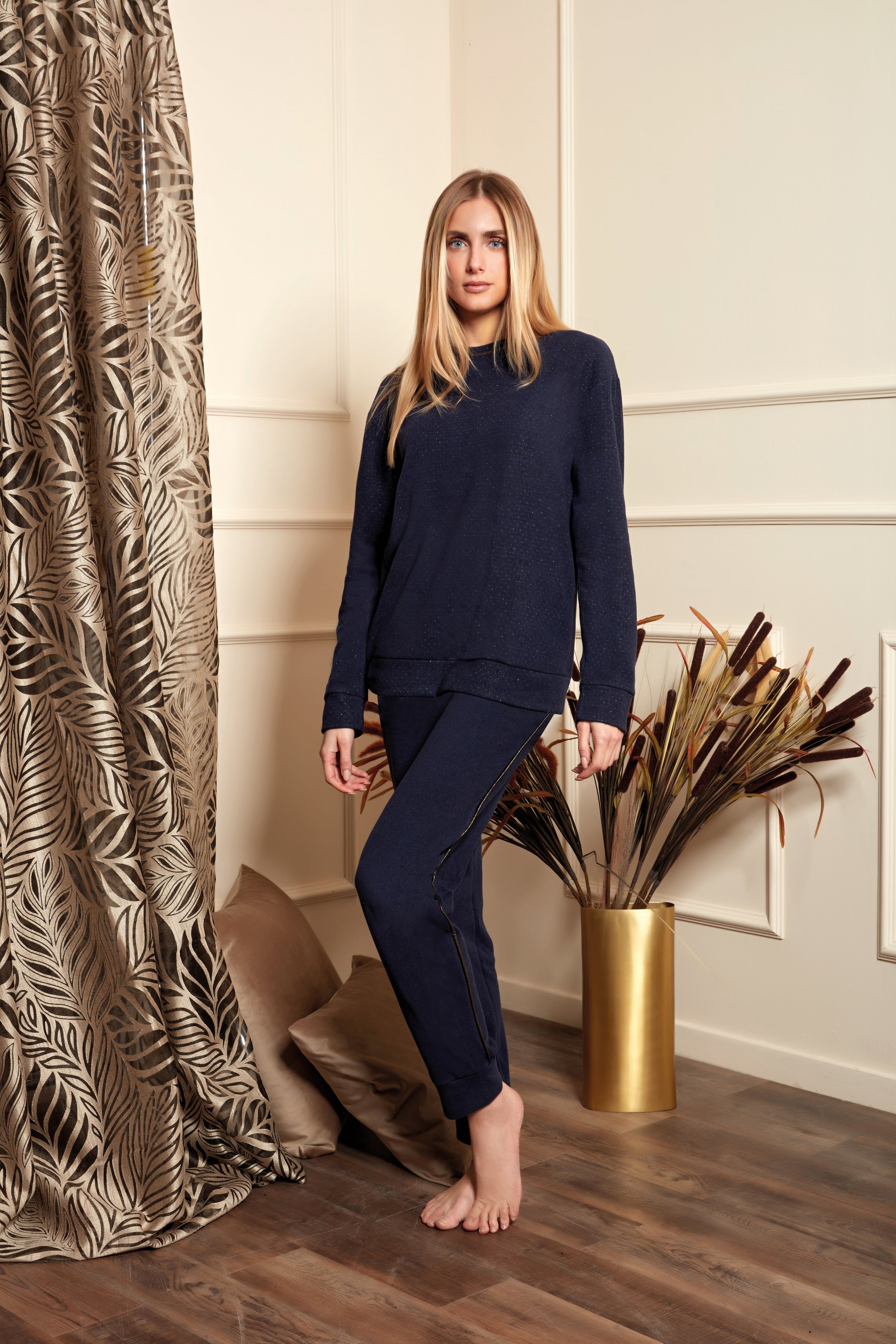 Pigiama in jacquard puntinato oro